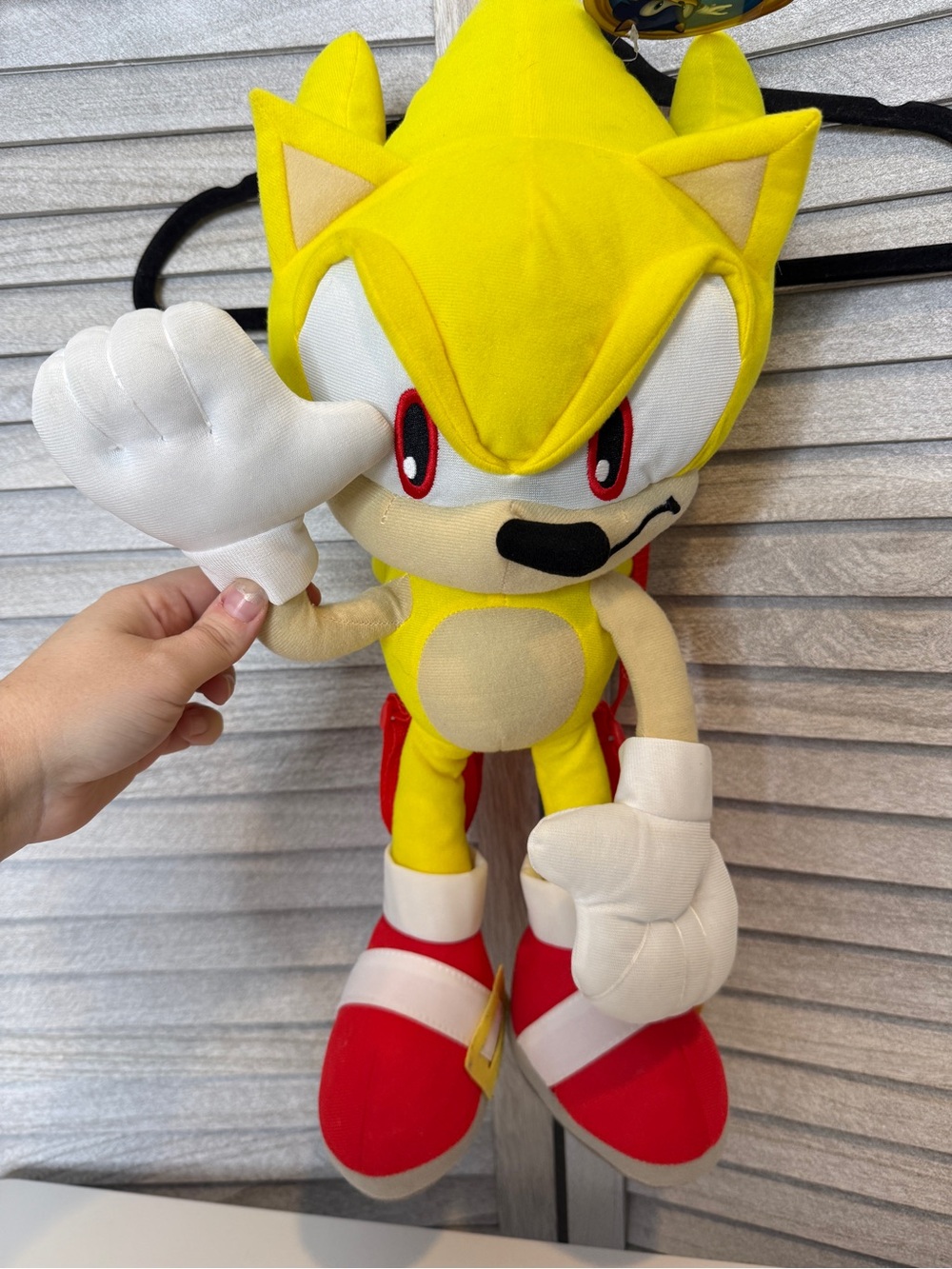 Sonic the Hedgehog Super Sonic 18” Plush Backpack NWT - Picture 6 of 8